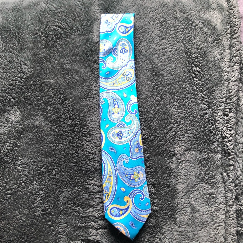 Chaps Tie